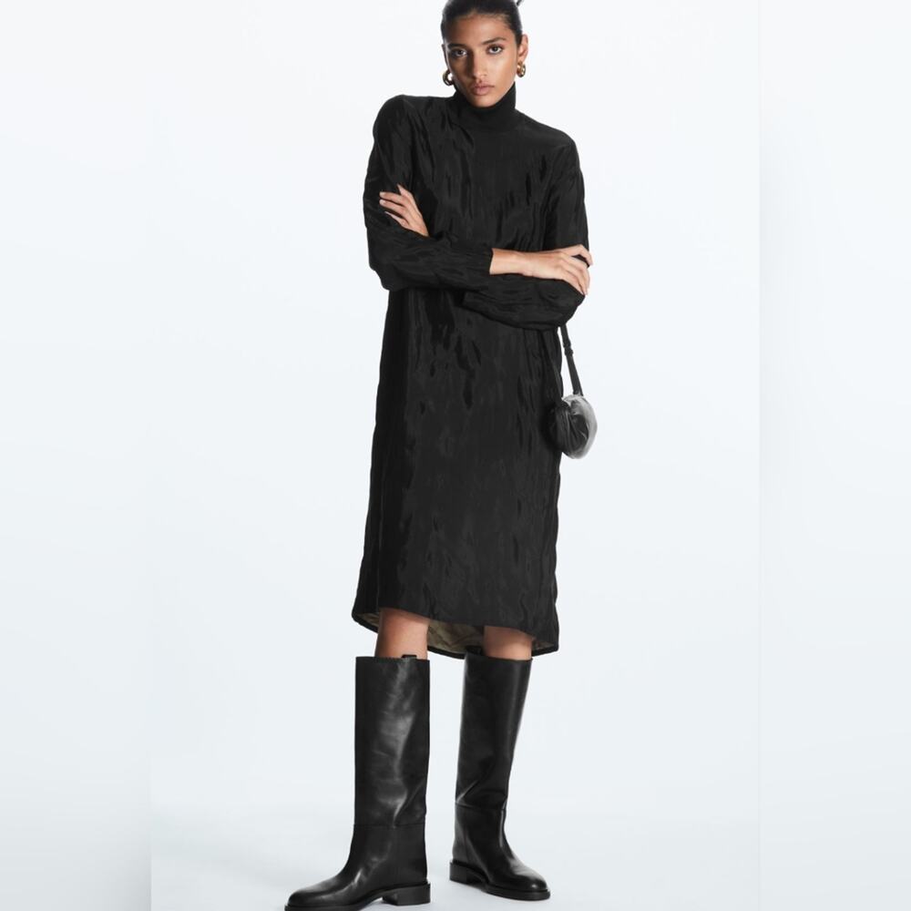 NWT COS Turtleneck Long Sleeve Black Topstitched Chevron Midi Dress, size 4